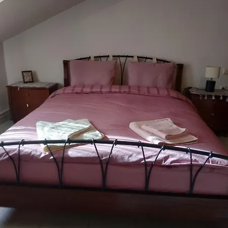 Mina's Apartment
